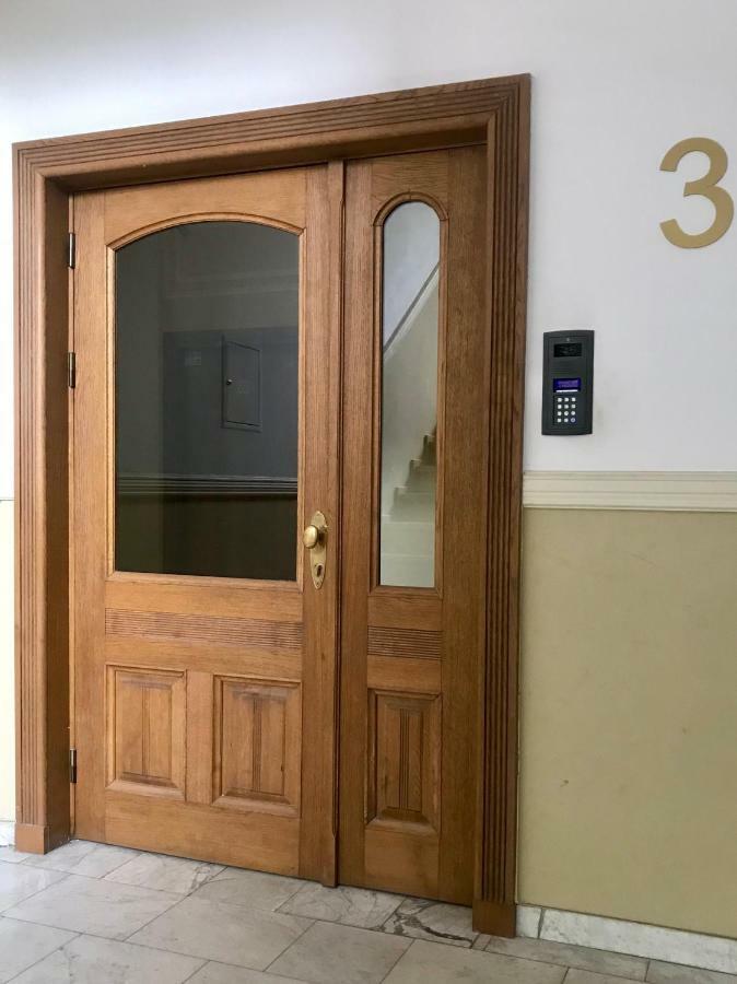 Vultor Apartments Вроцлав Екстериор снимка